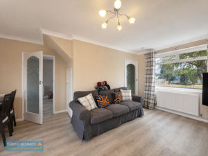Sitting Room- click for photo gallery
